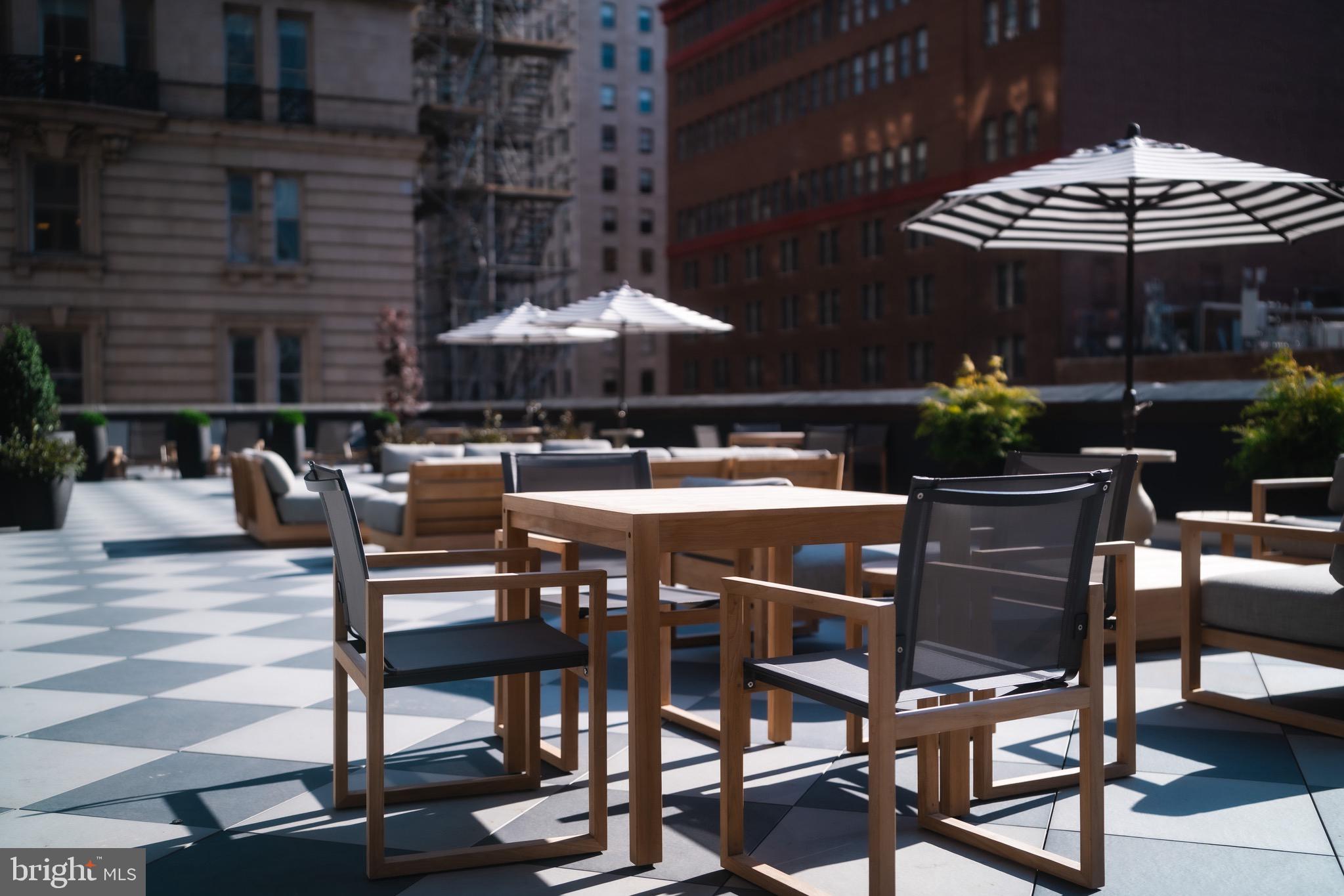 CENTER CITY - Residential Lease