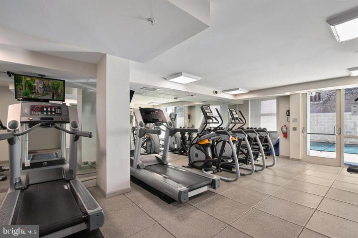 BALLSTON 880 - Residential