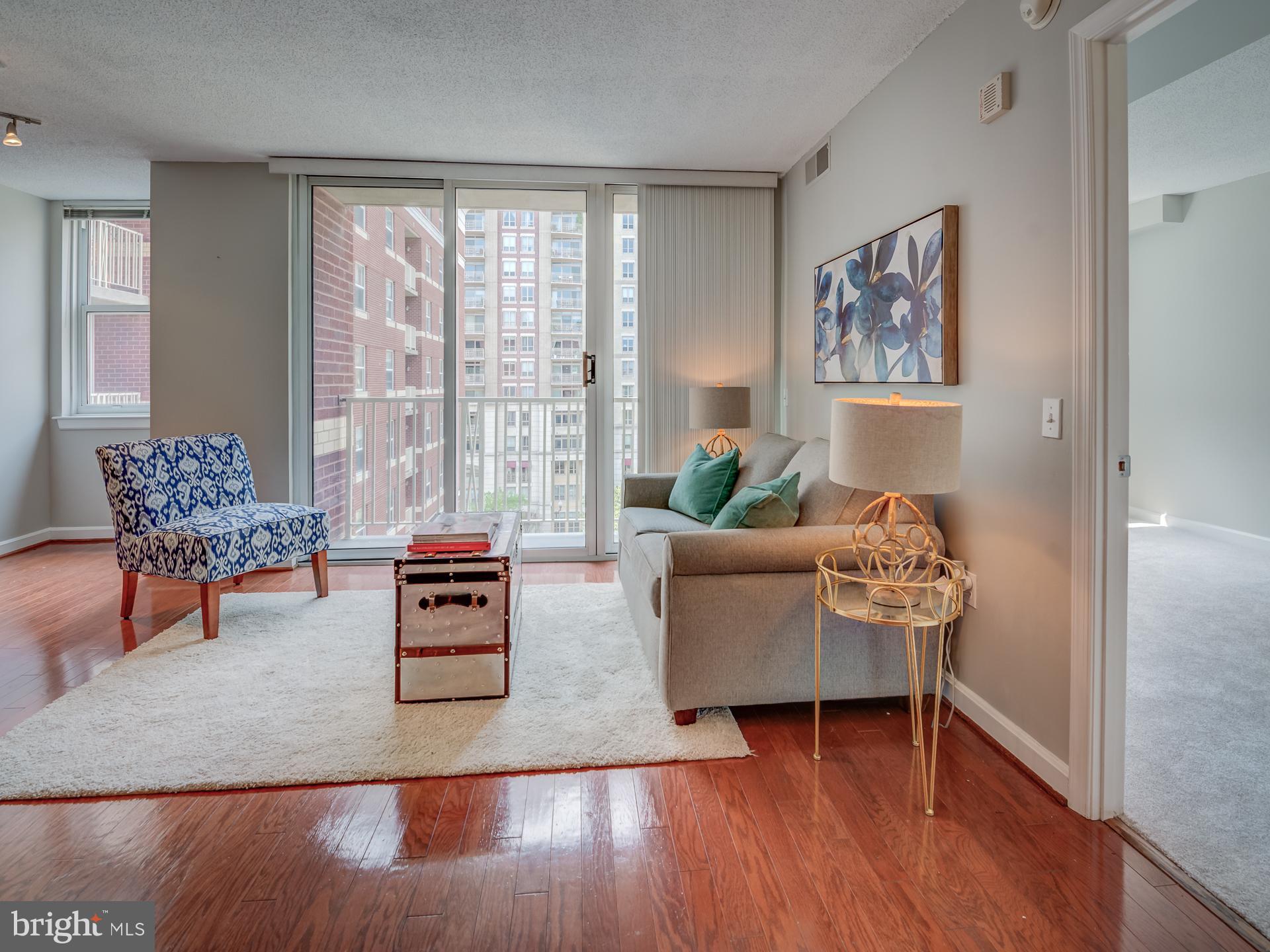 BALLSTON 880 - Residential