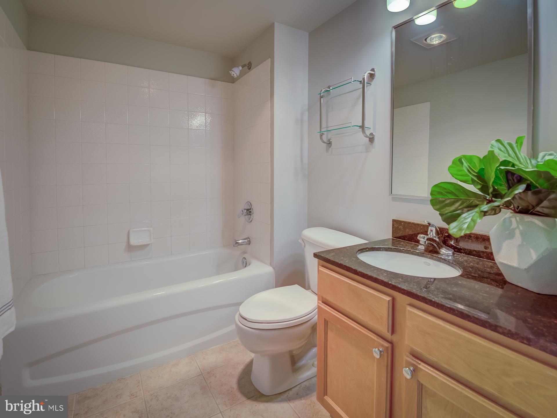 BALLSTON 880 - Residential