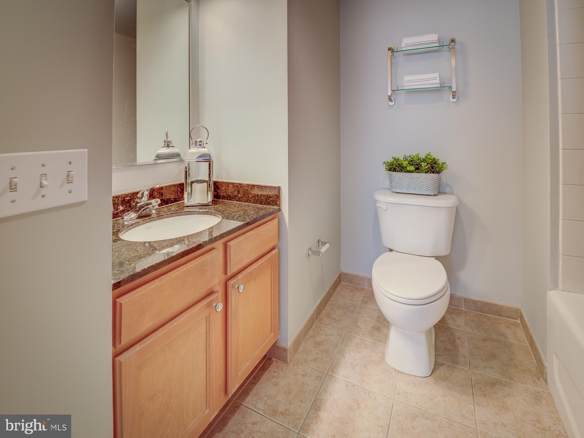 BALLSTON 880 - Residential