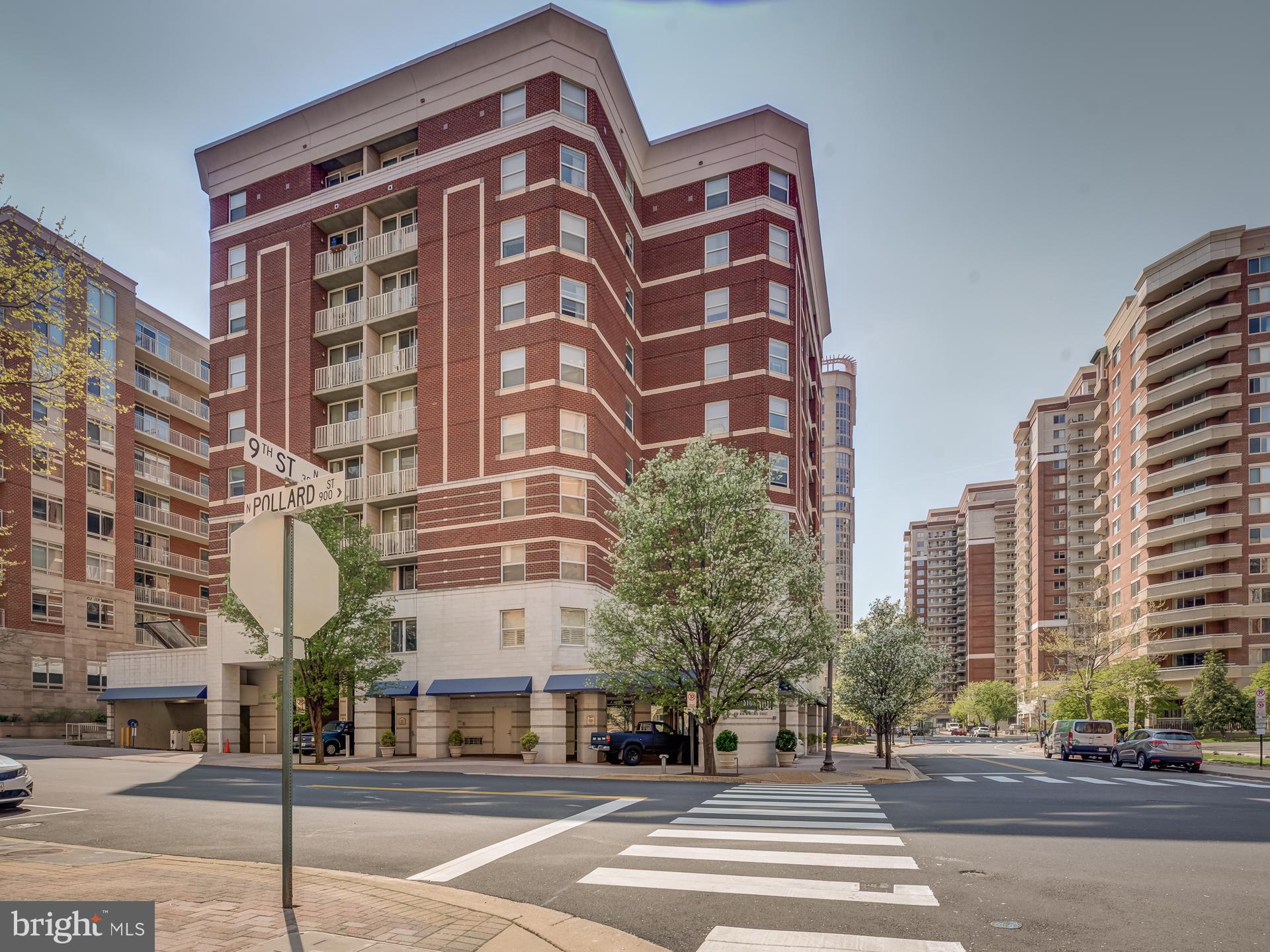 BALLSTON 880 - Residential