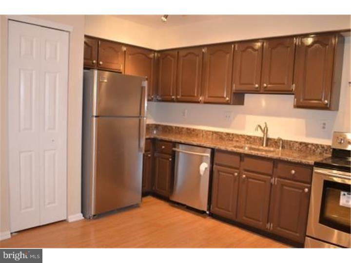 CHARING CROSS - Residential Lease