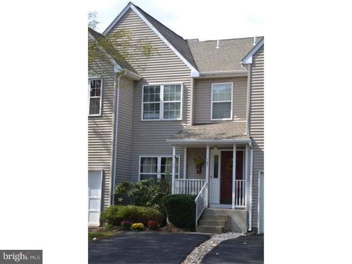 CHARING CROSS - Residential Lease