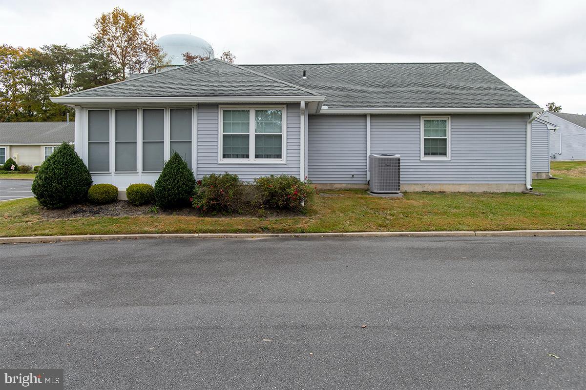 2000 MILLER AVENUE 26