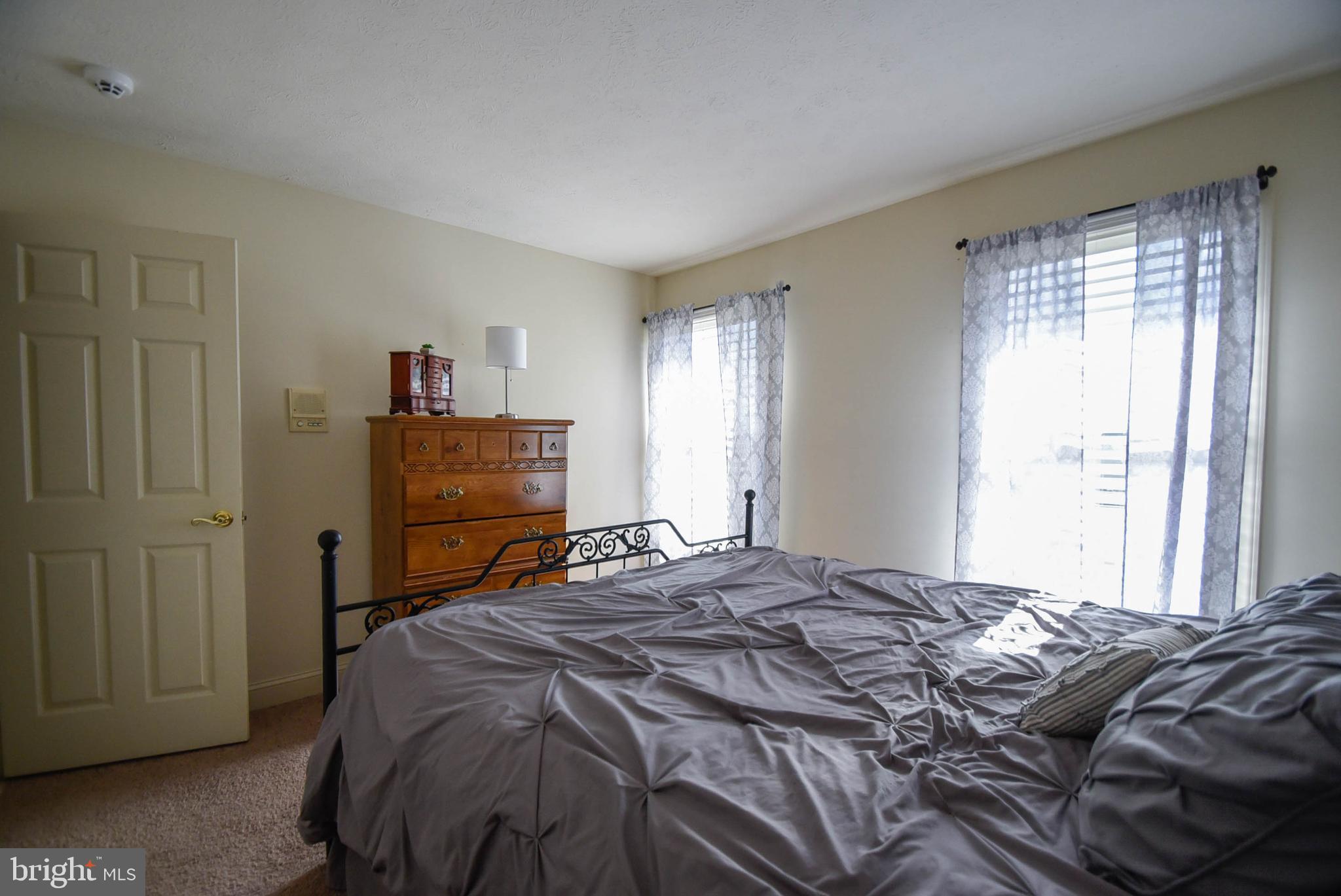 OAKMONT GREEN - Residential