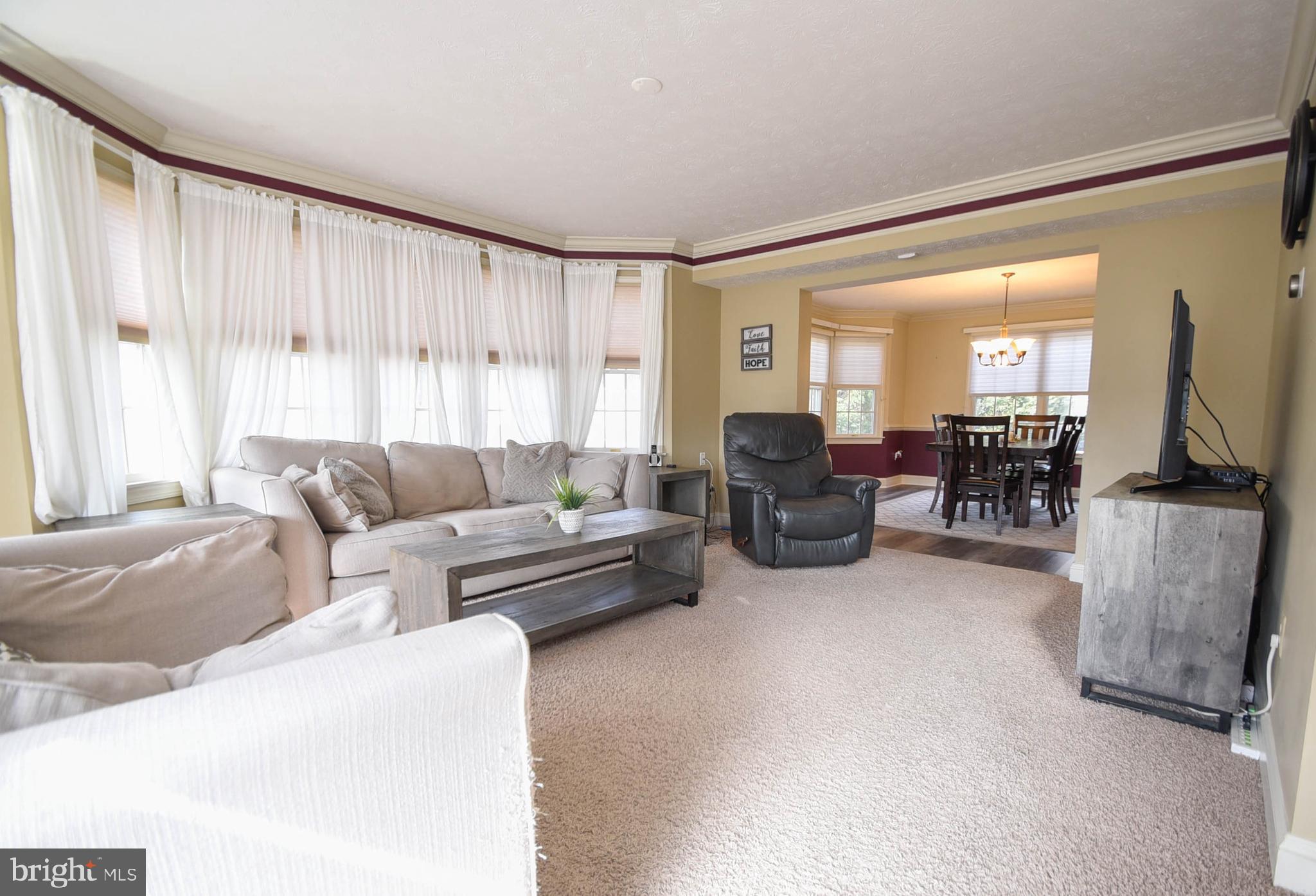 OAKMONT GREEN - Residential