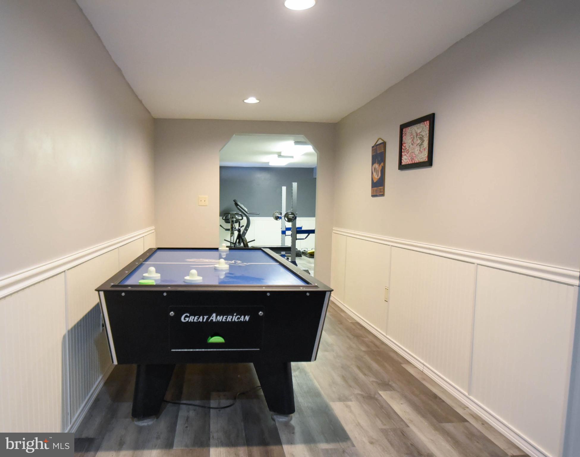 OAKMONT GREEN - Residential