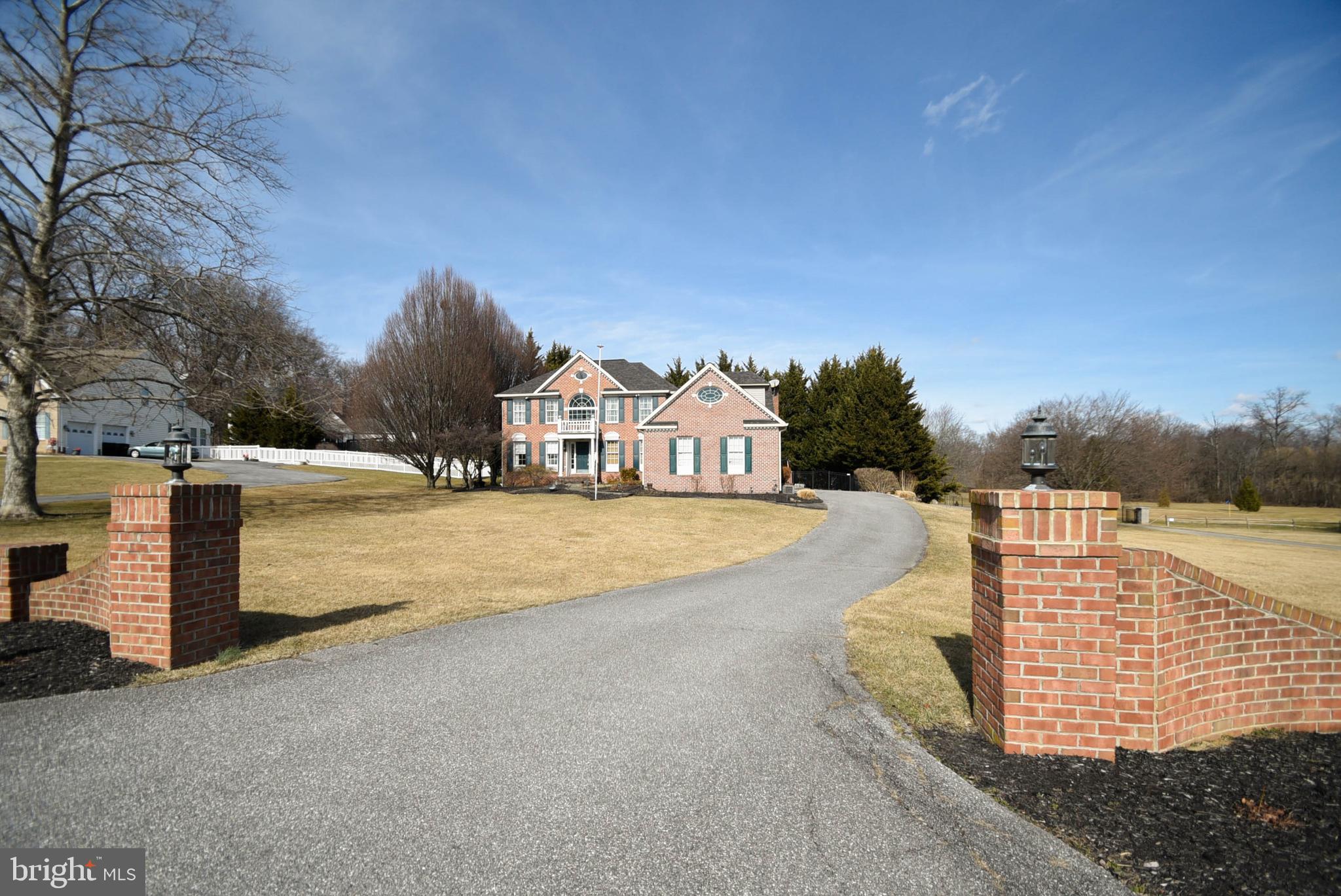 OAKMONT GREEN - Residential