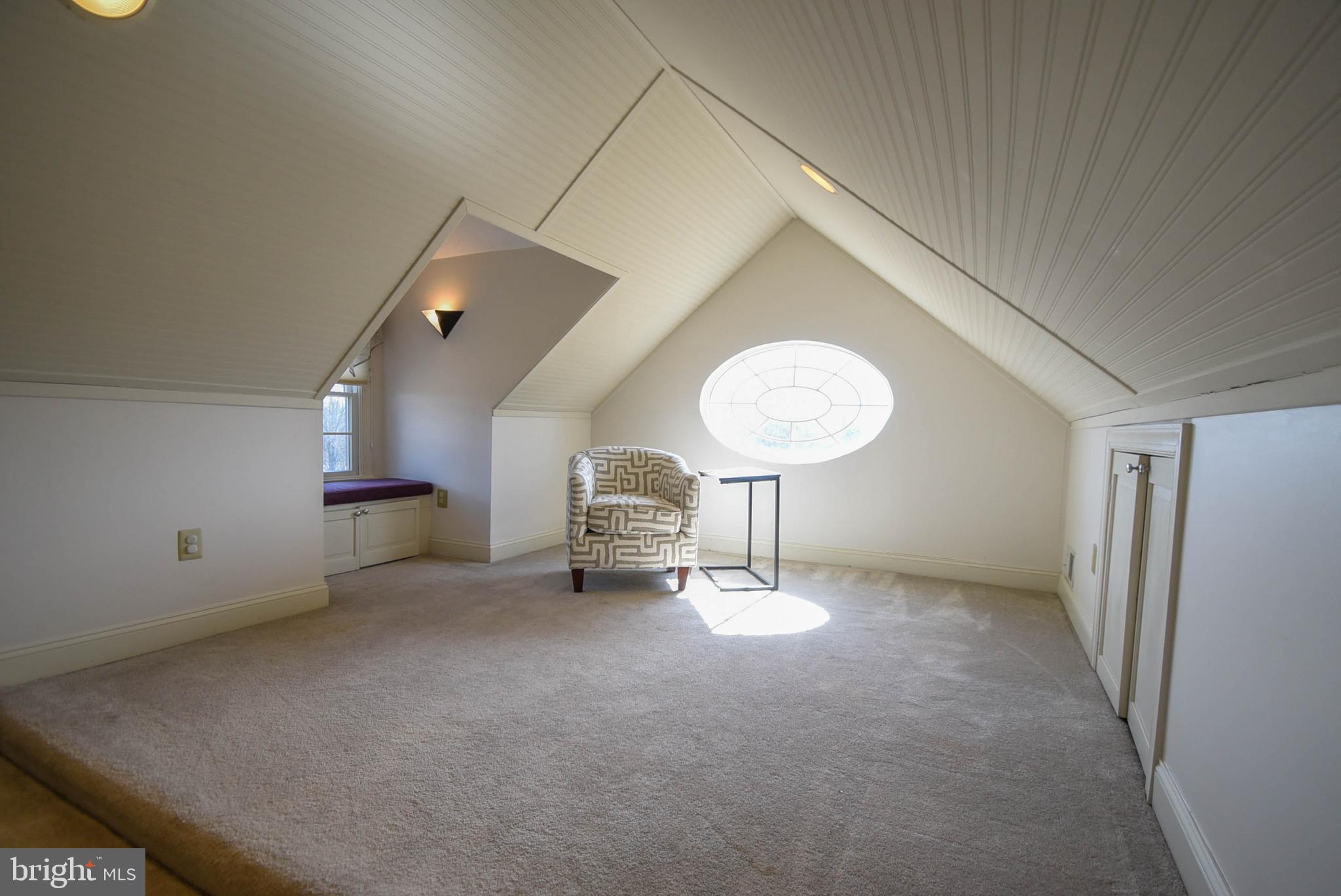 OAKMONT GREEN - Residential