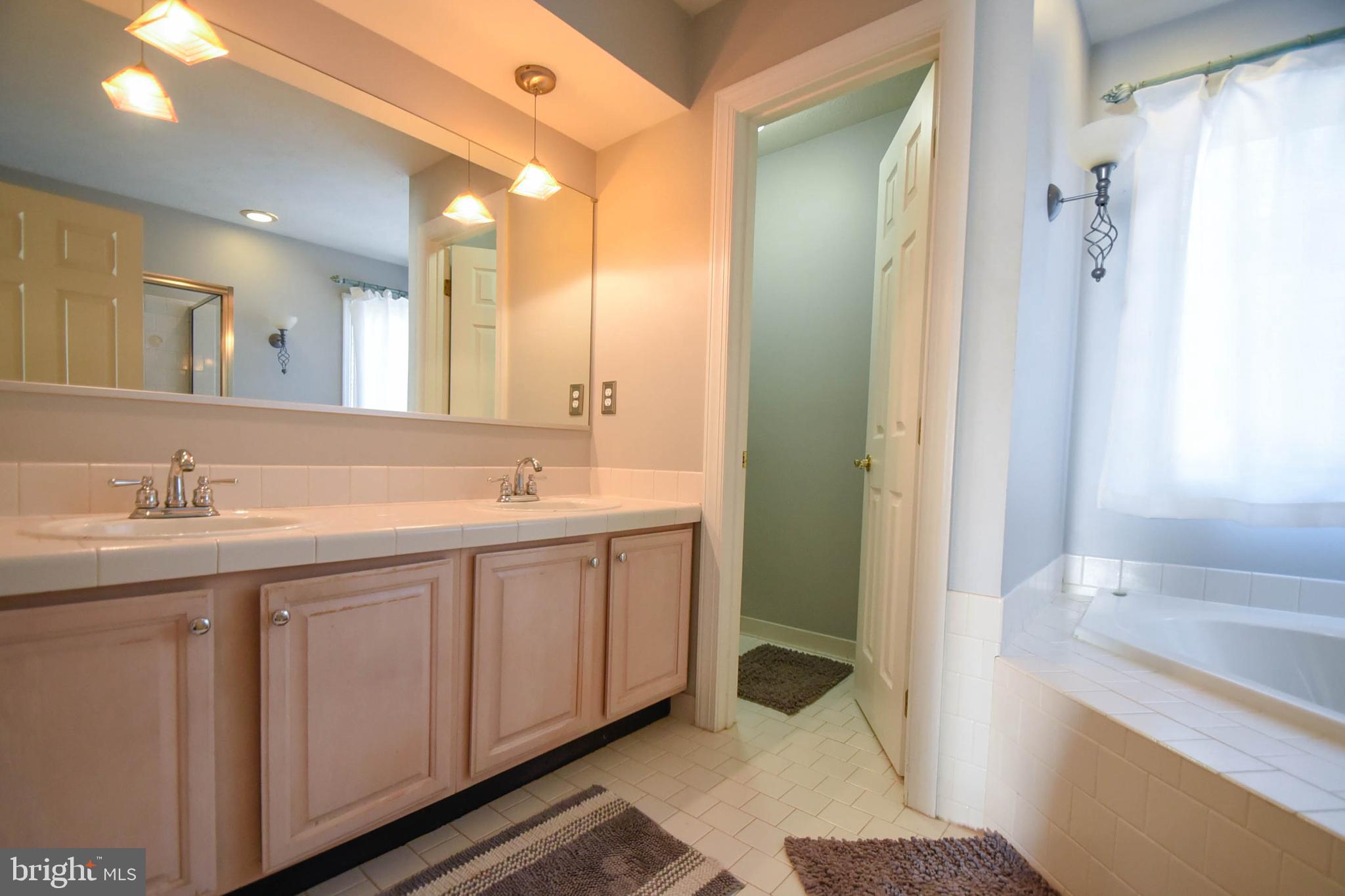 OAKMONT GREEN - Residential