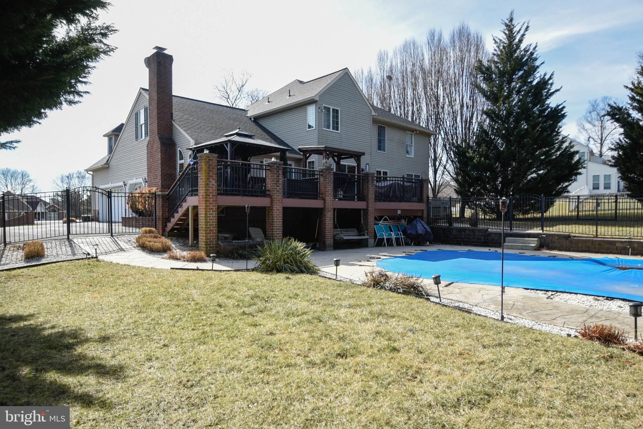 OAKMONT GREEN - Residential