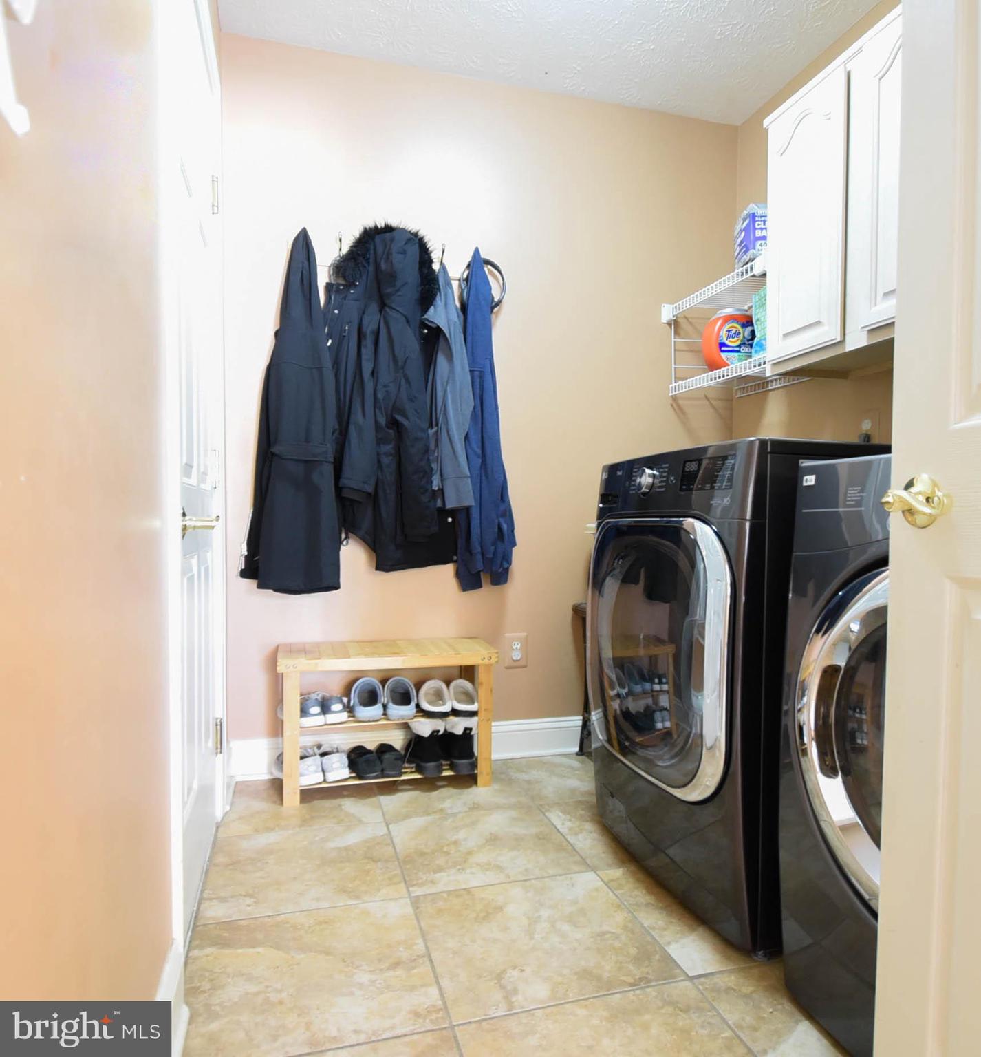 OAKMONT GREEN - Residential