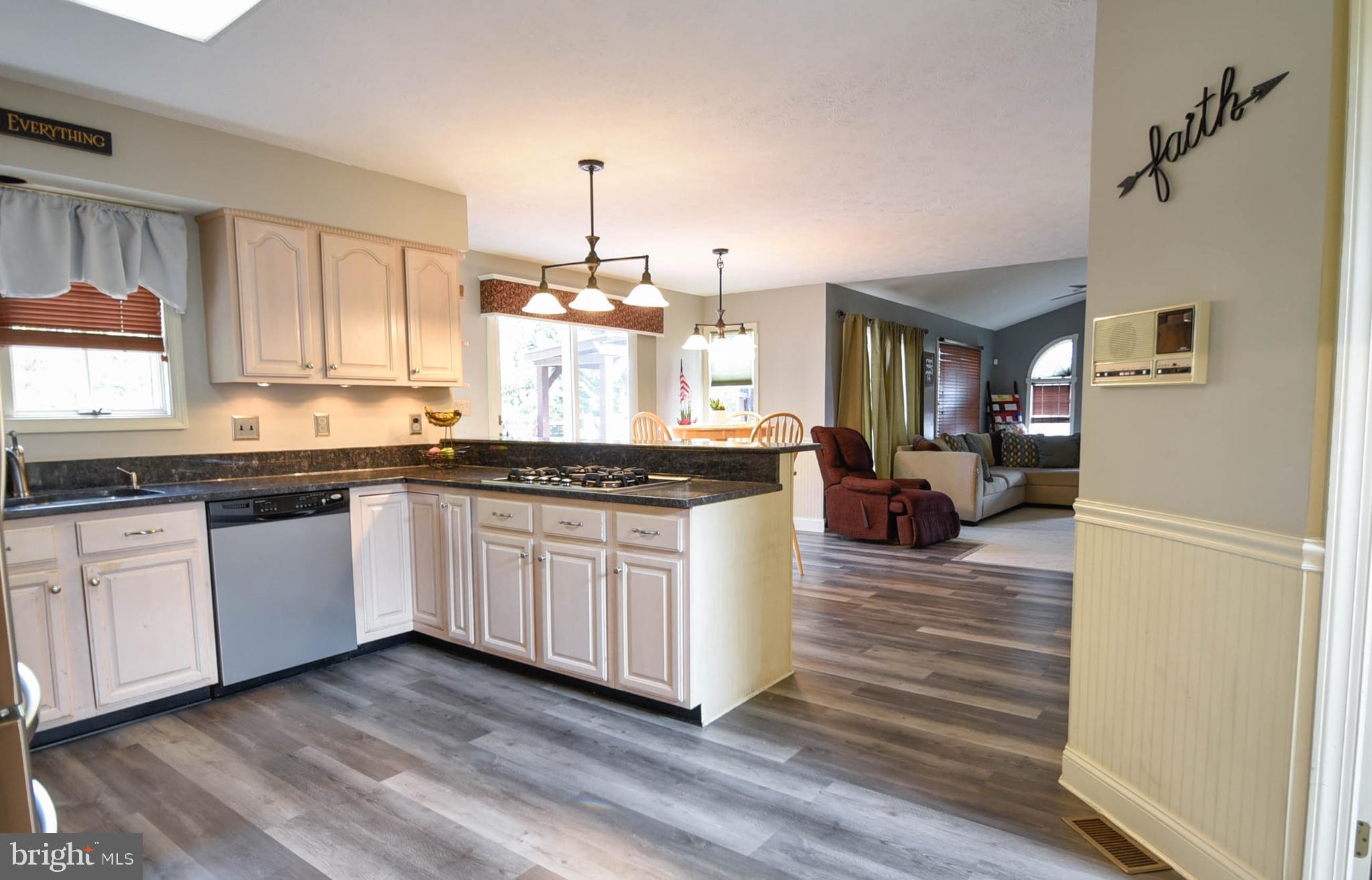 OAKMONT GREEN - Residential