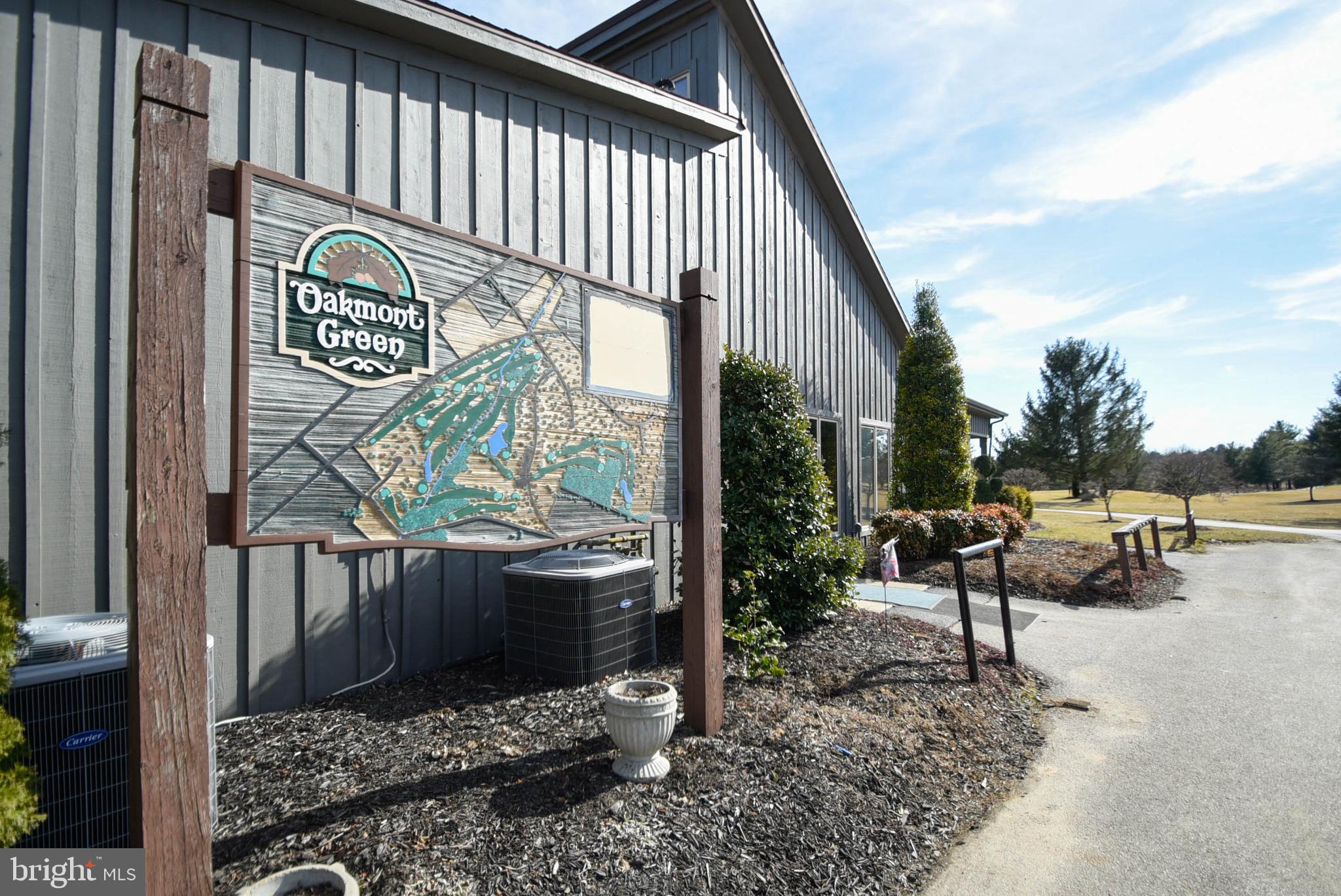 OAKMONT GREEN - Residential