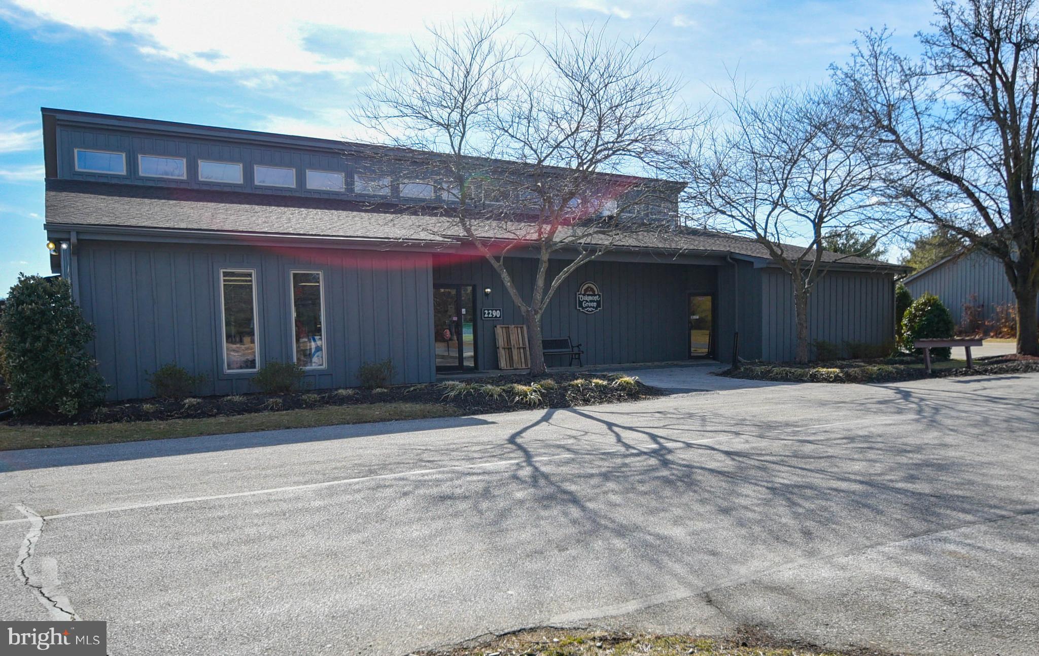 OAKMONT GREEN - Residential