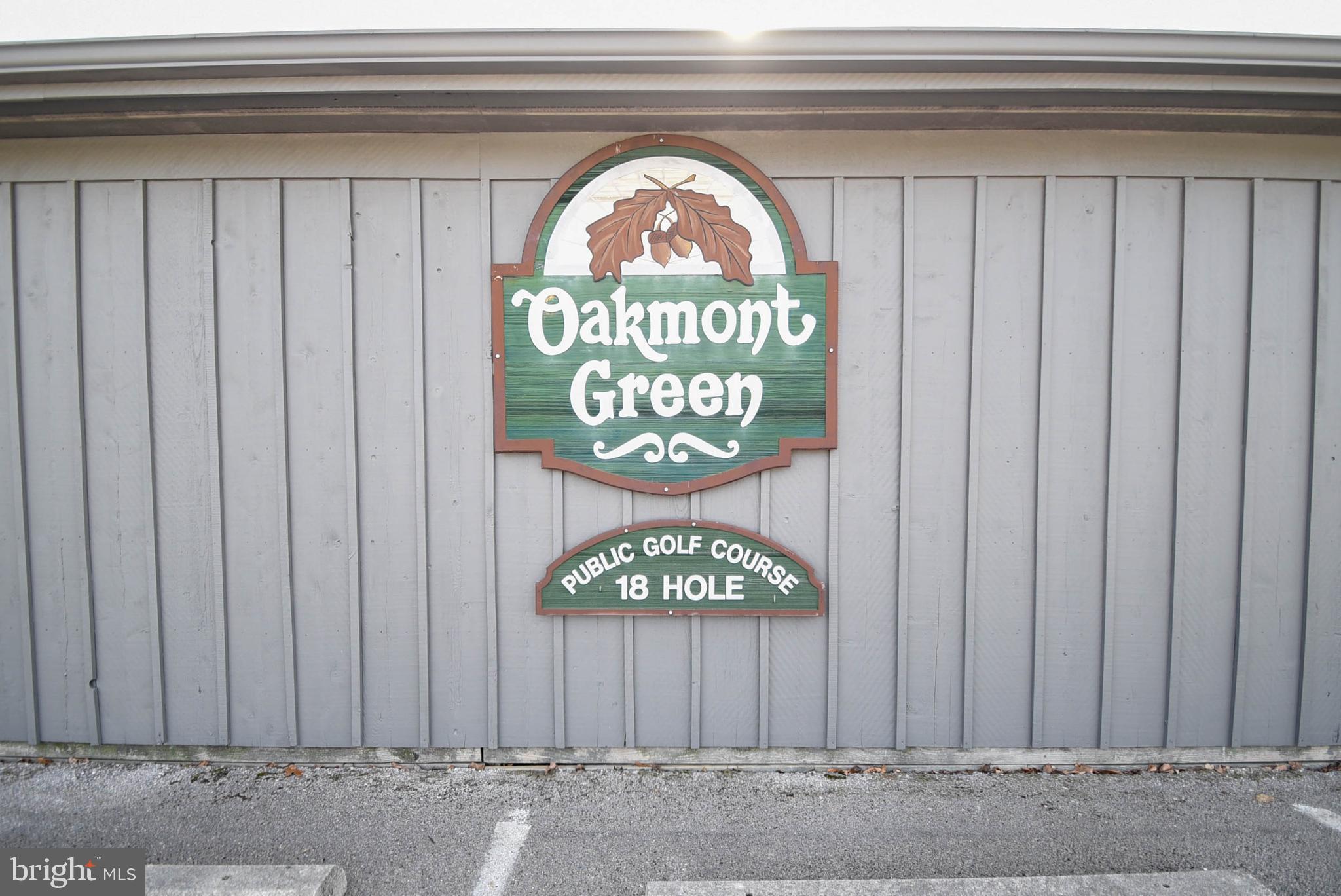 OAKMONT GREEN - Residential