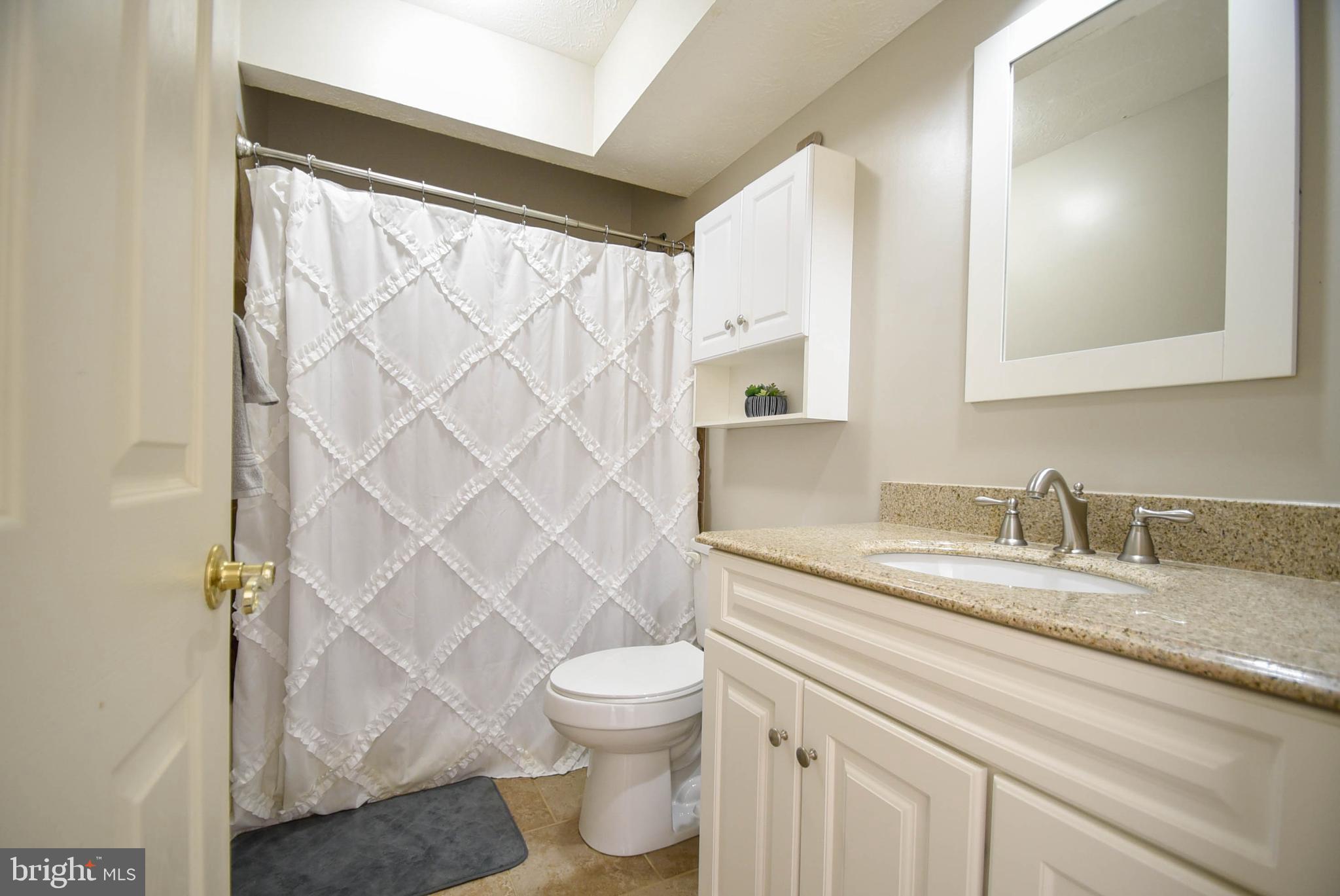 OAKMONT GREEN - Residential