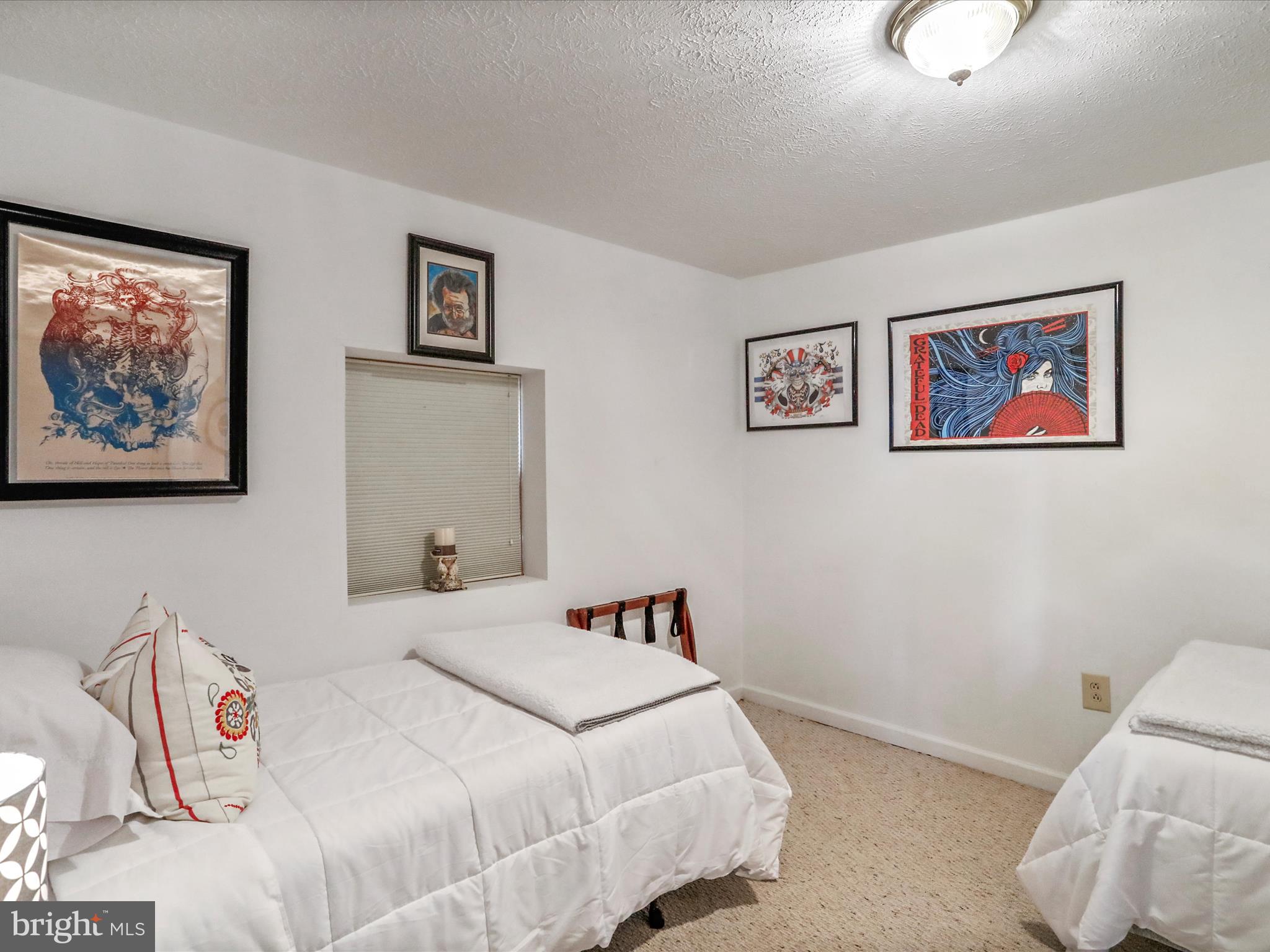 MALLARD CREEK - Residential