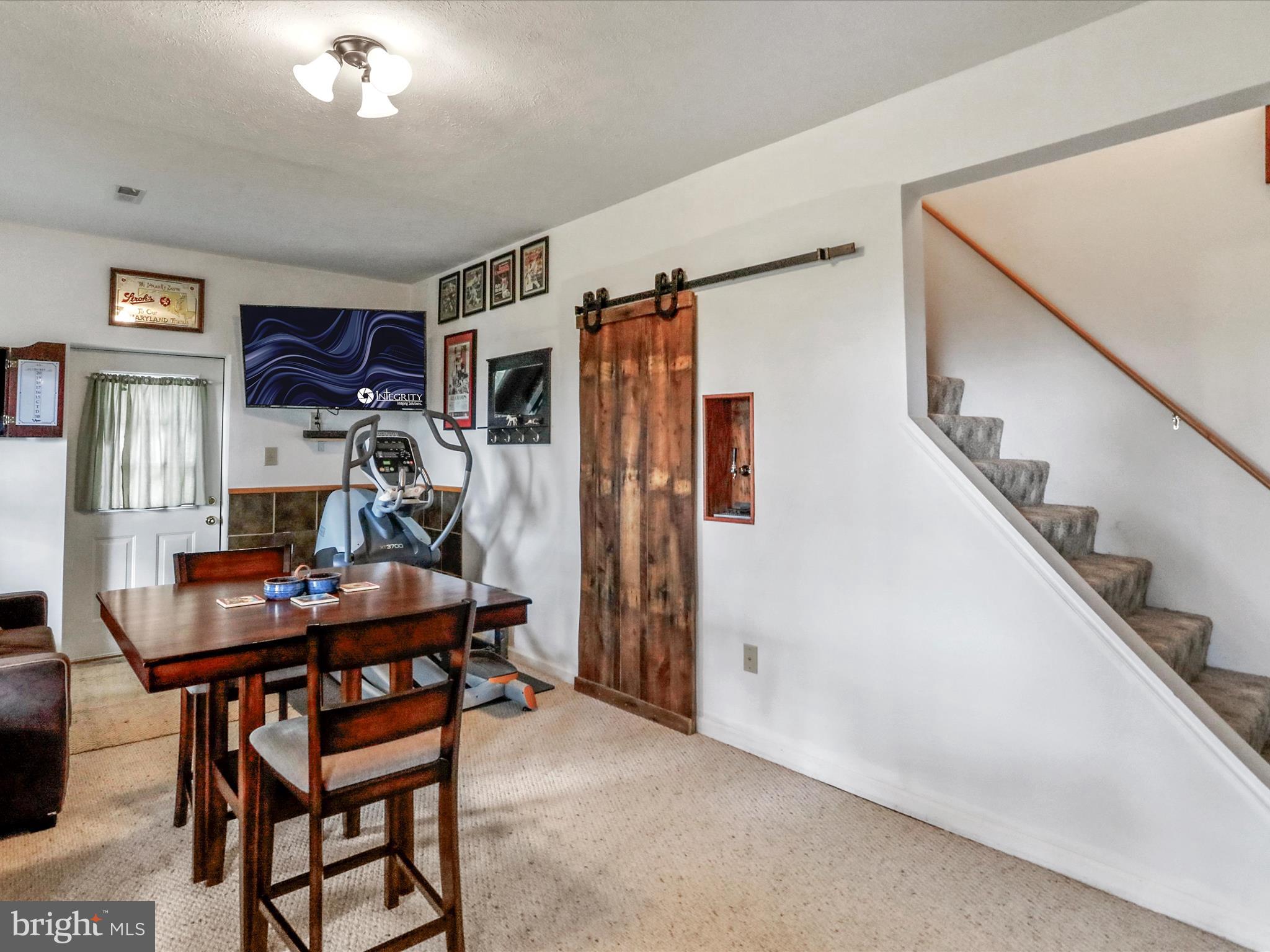 MALLARD CREEK - Residential