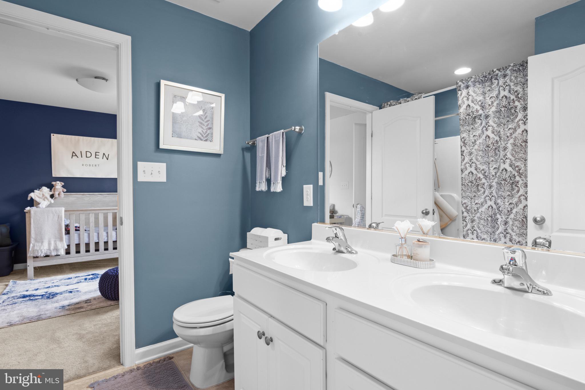 LAKELAND PLACE - Residential