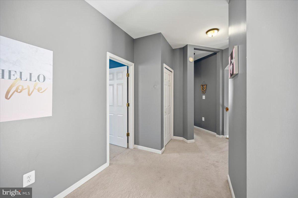 LAKE POINT ROUND HILL - Residential