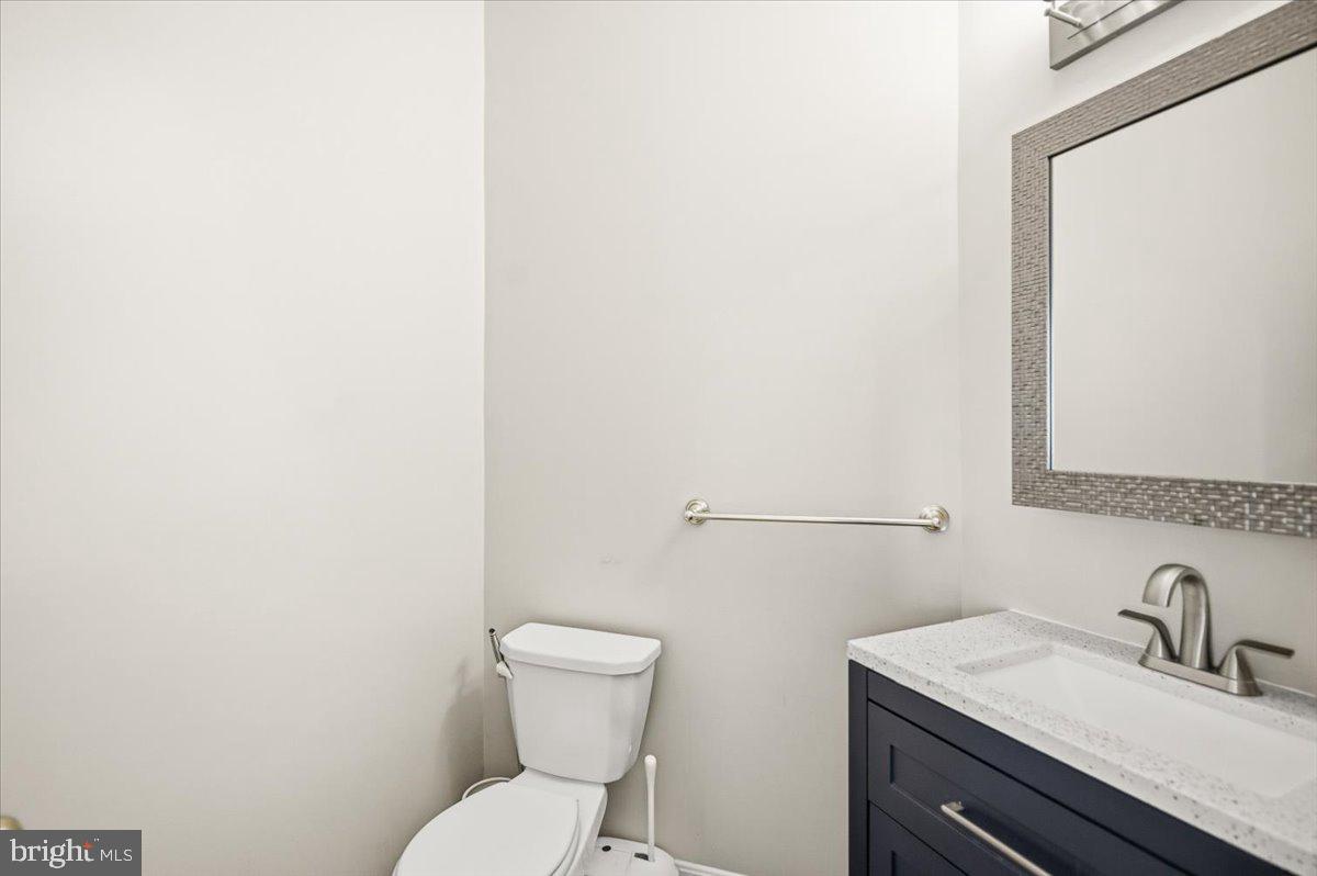 LAKE POINT ROUND HILL - Residential