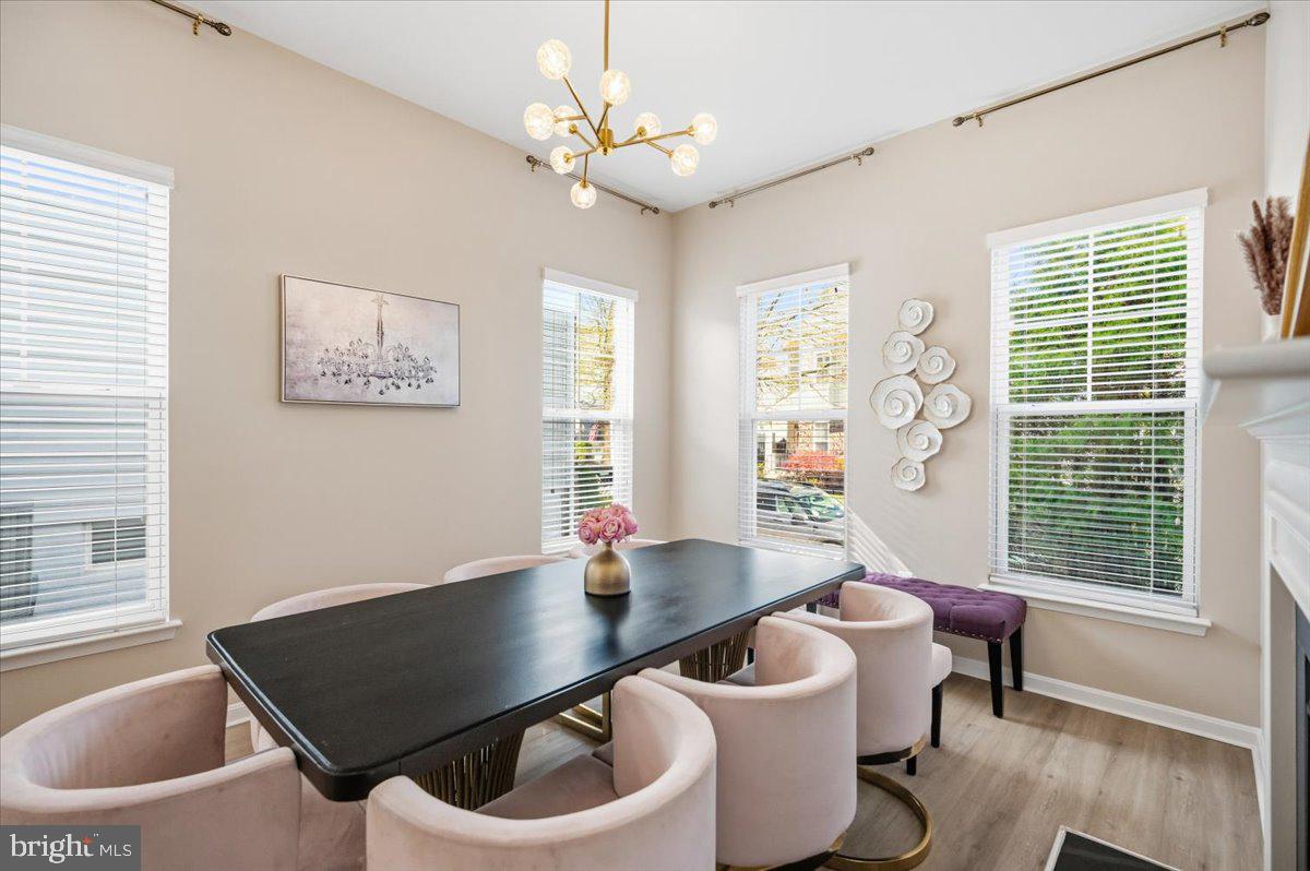 LAKE POINT ROUND HILL - Residential