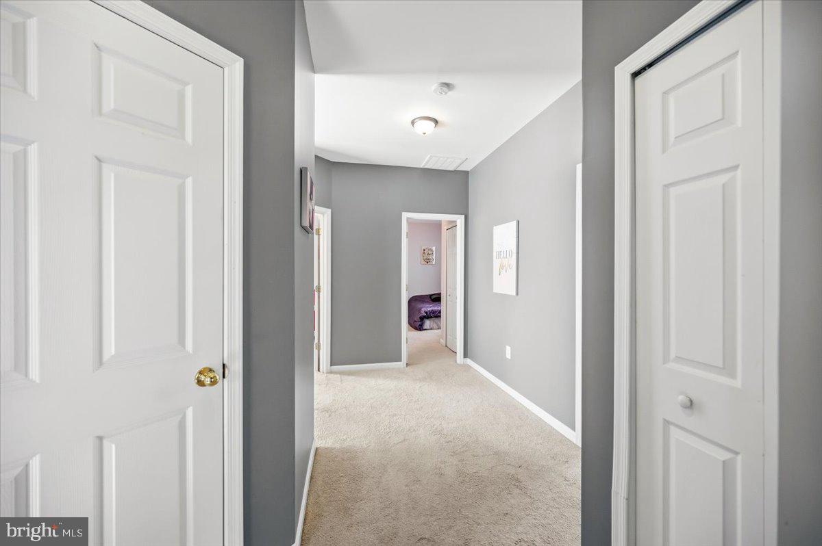 LAKE POINT ROUND HILL - Residential