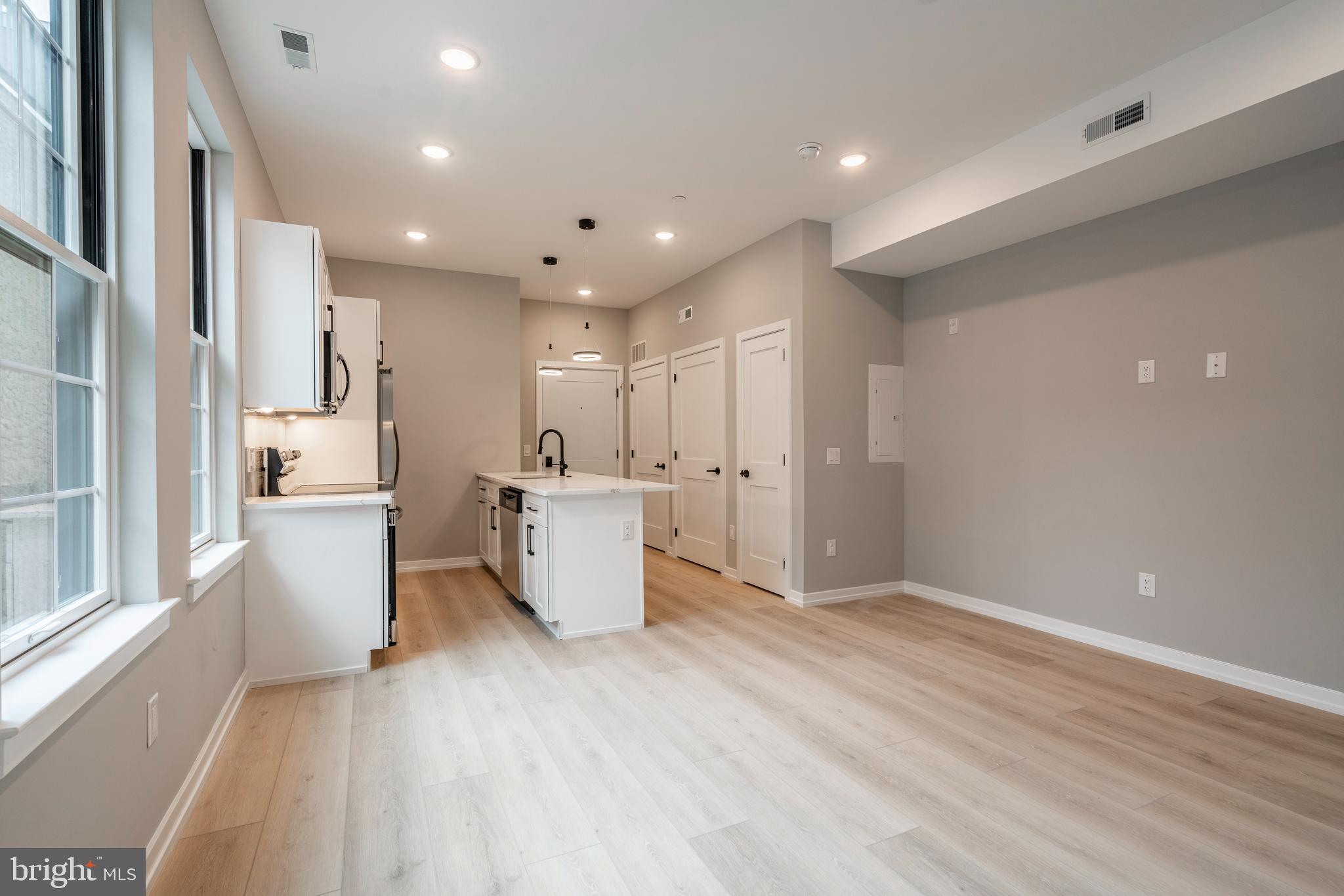 BELLA VISTA - Residential Lease