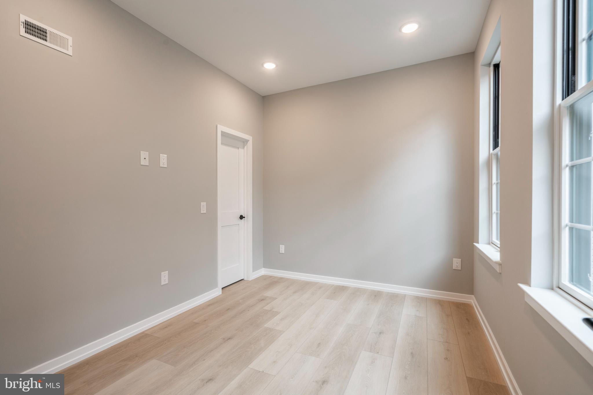 BELLA VISTA - Residential Lease