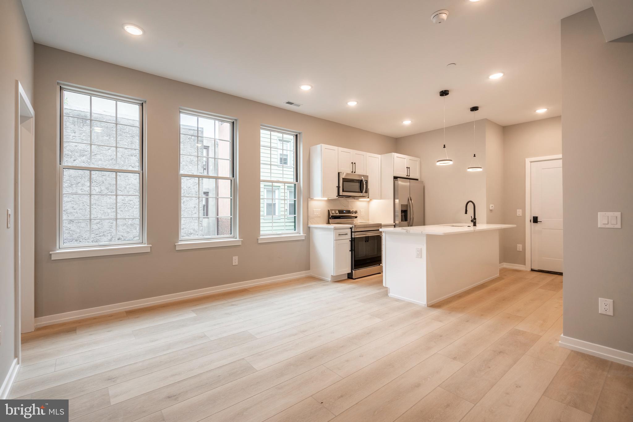 BELLA VISTA - Residential Lease