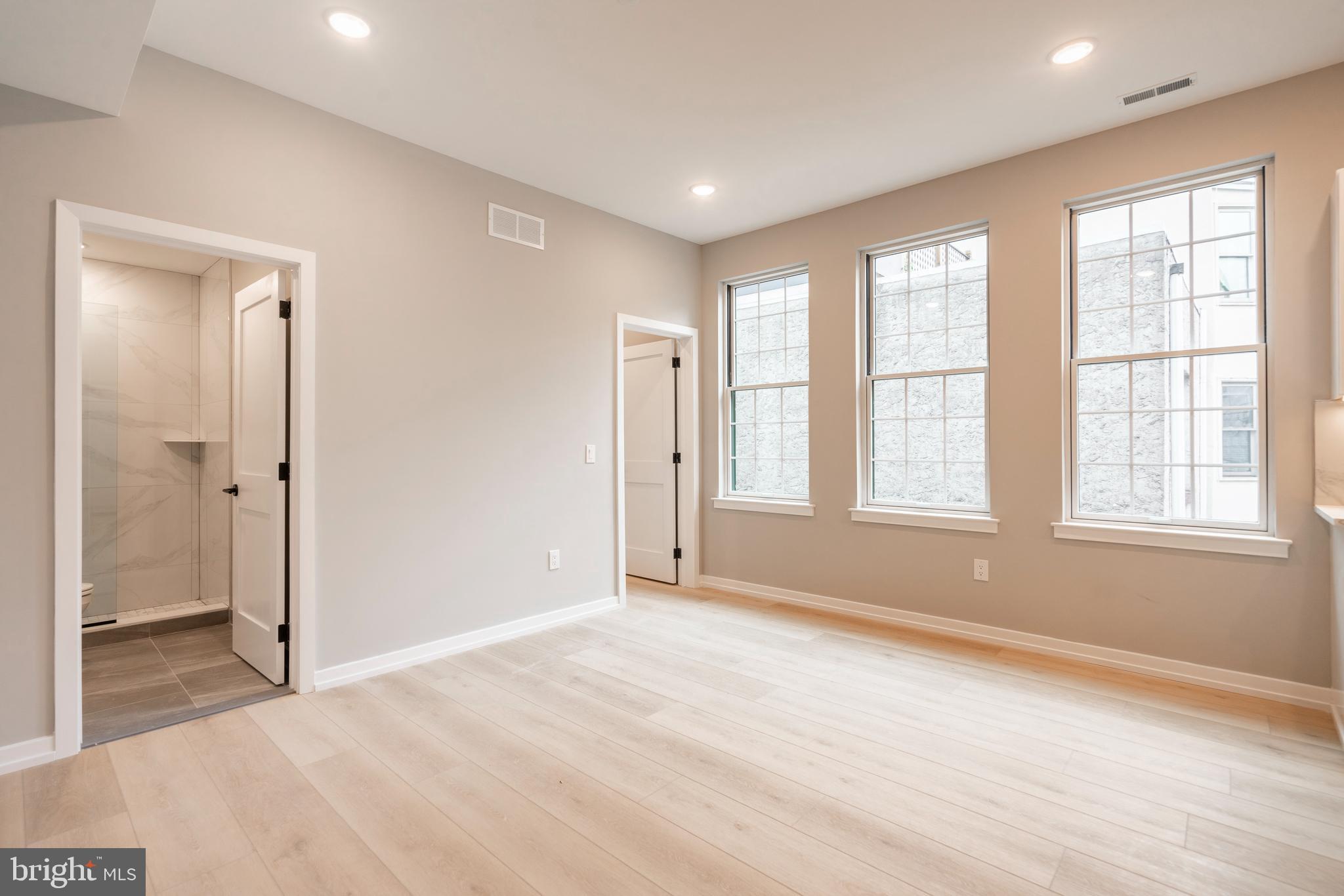 BELLA VISTA - Residential Lease