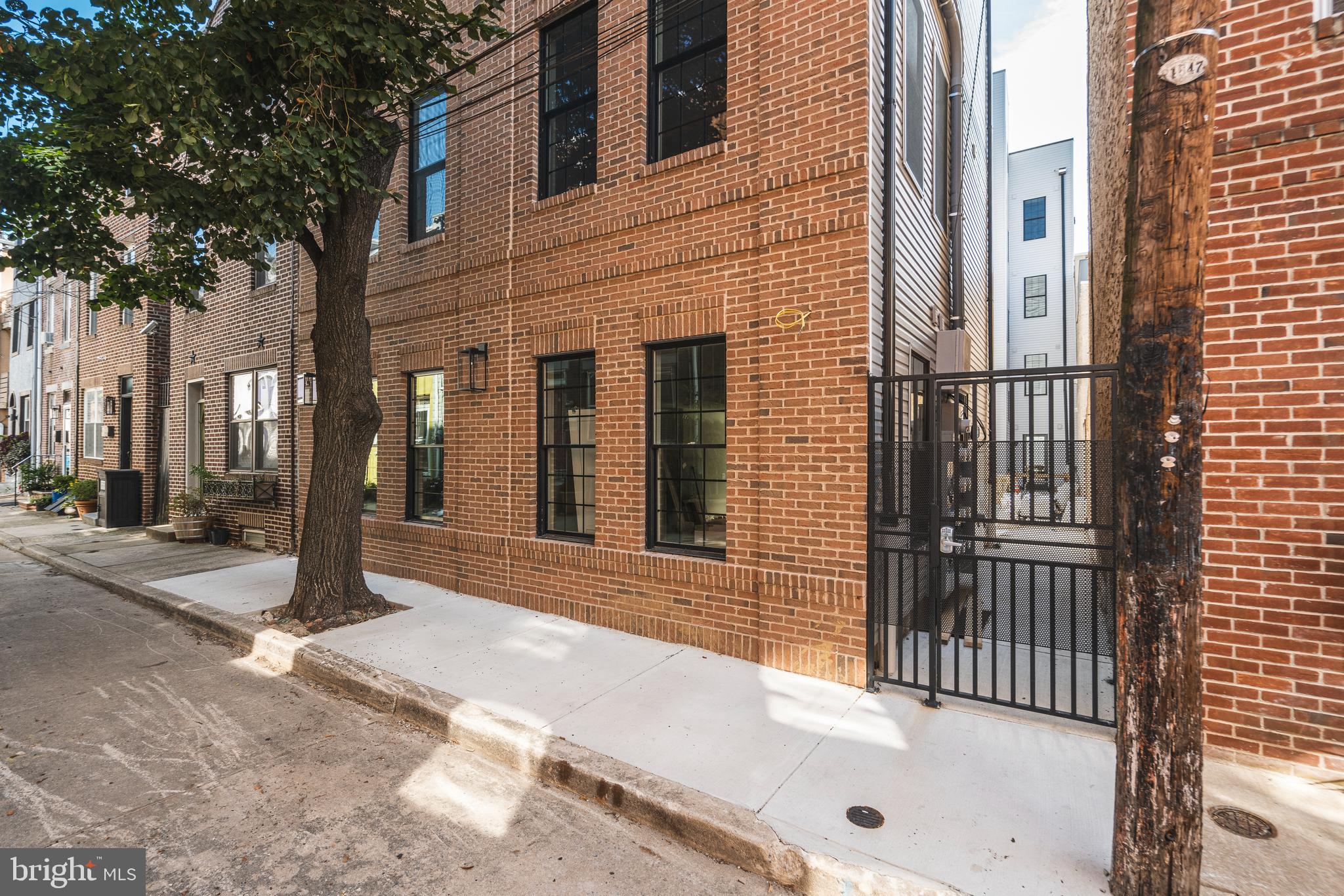 BELLA VISTA - Residential Lease