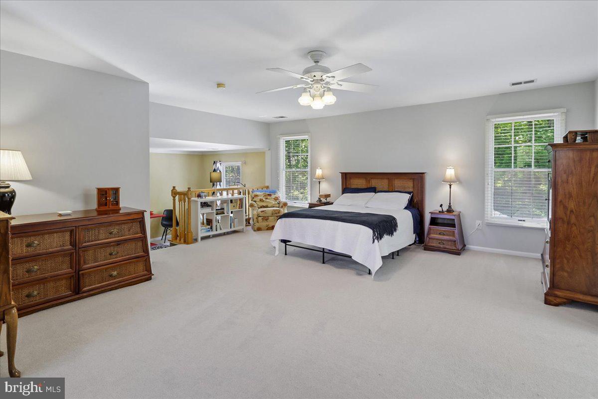 KINGS VALLEY MANOR - Residential