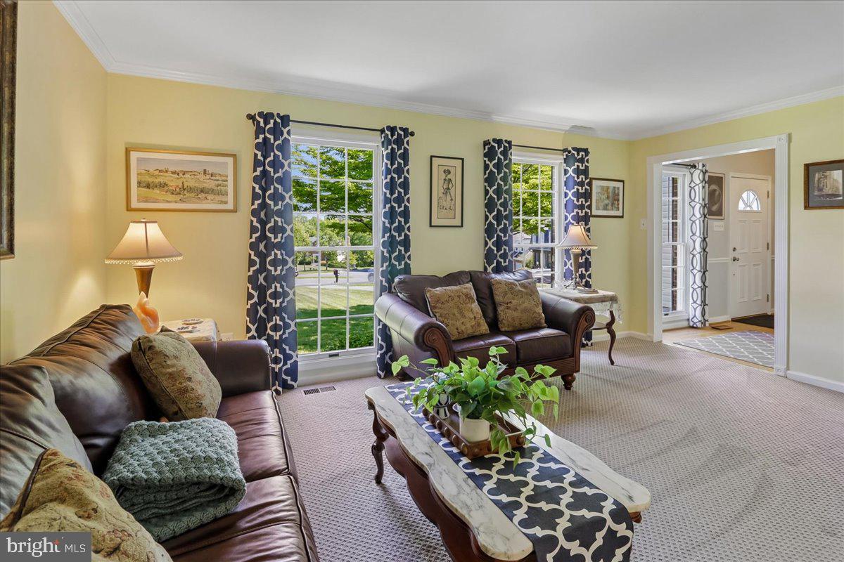 KINGS VALLEY MANOR - Residential