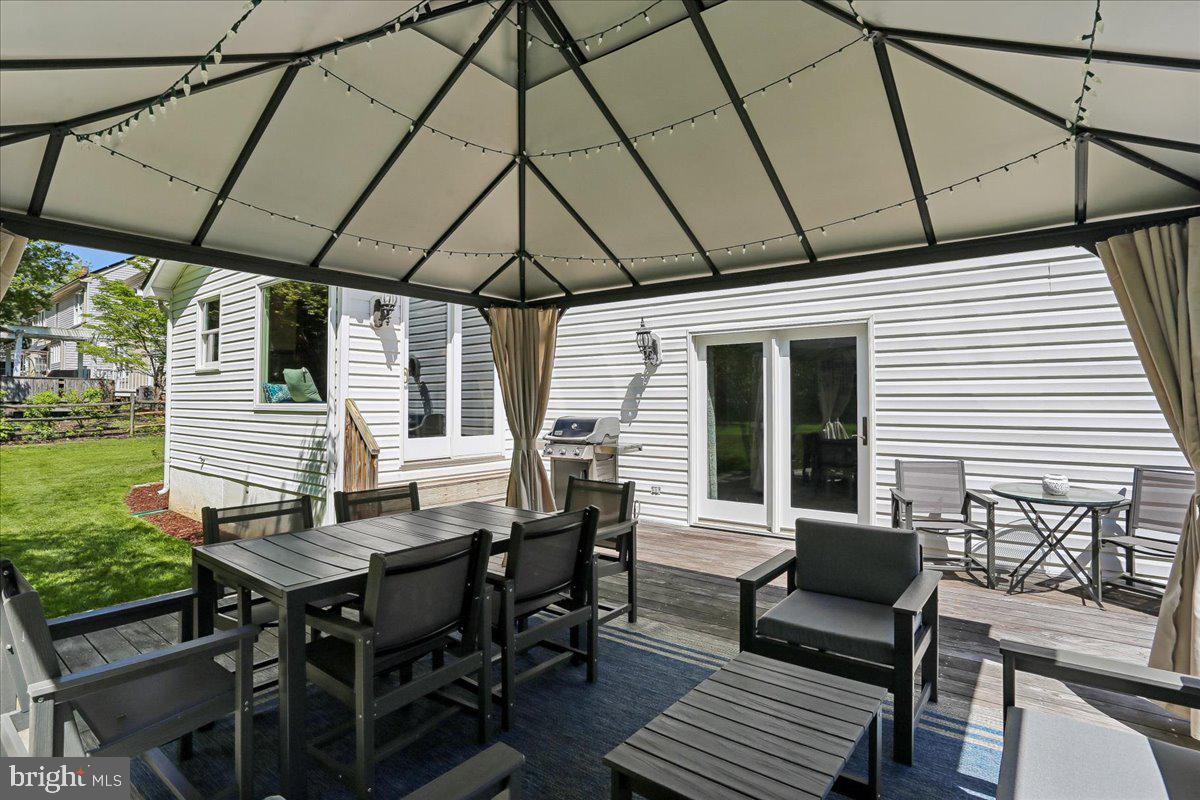 KINGS VALLEY MANOR - Residential