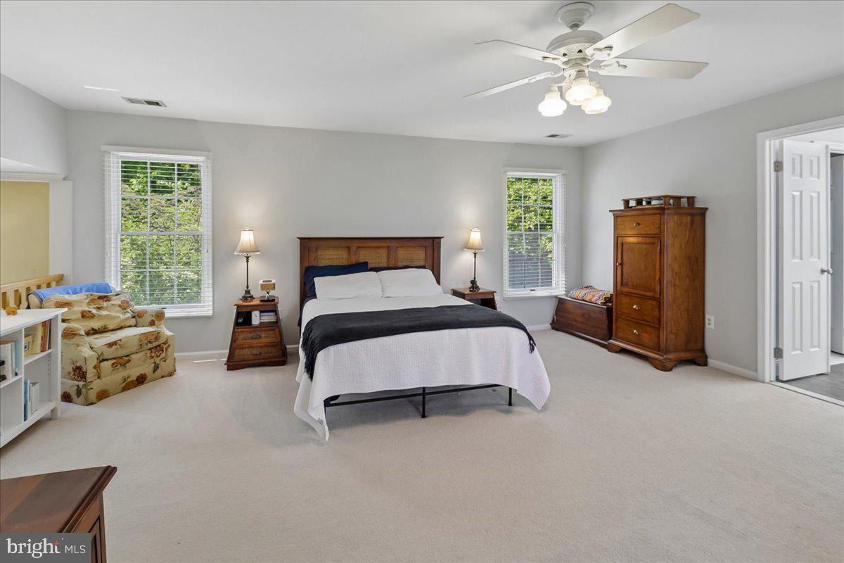 KINGS VALLEY MANOR - Residential