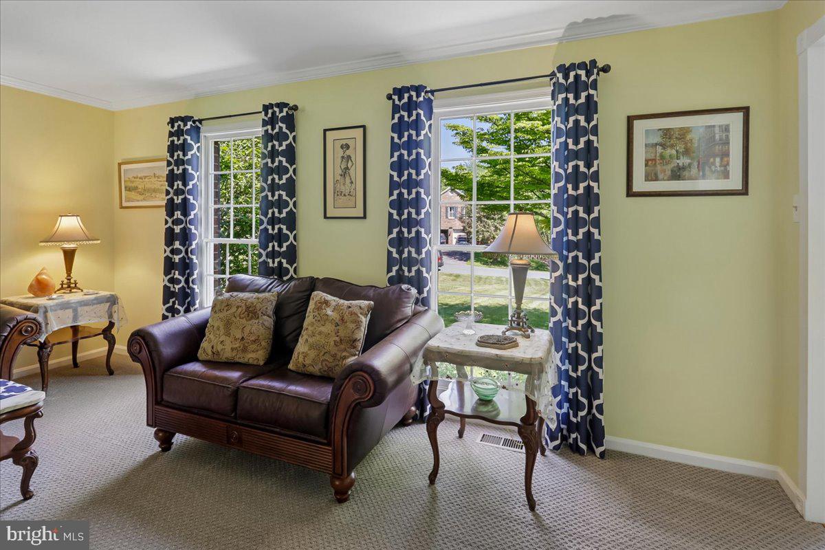 KINGS VALLEY MANOR - Residential