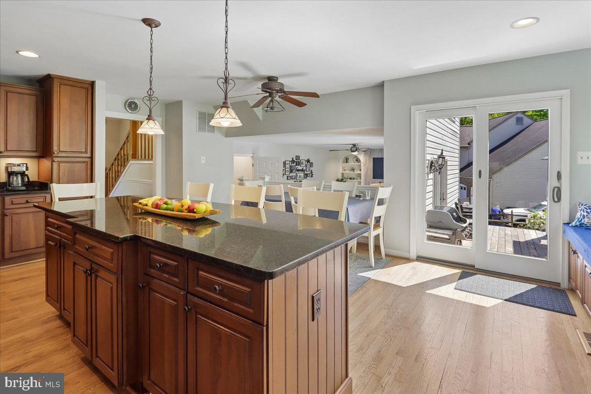 KINGS VALLEY MANOR - Residential