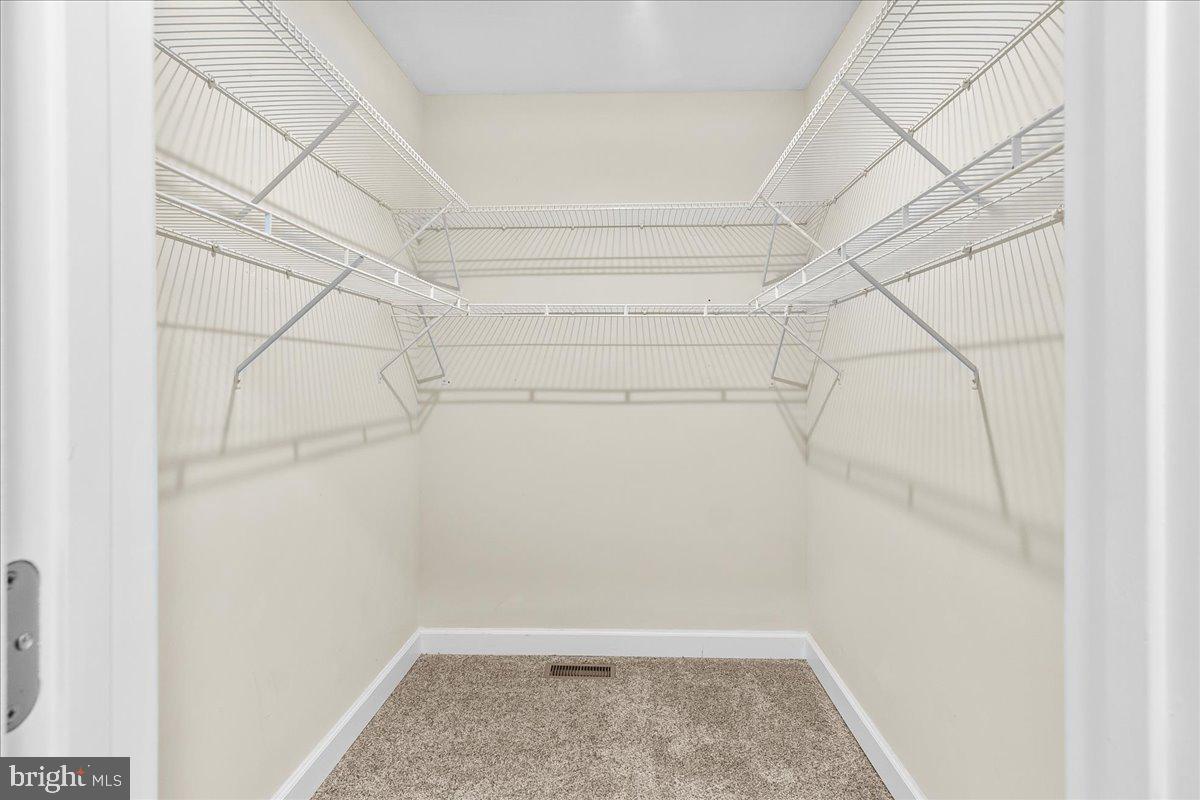 FOUNTAIN HEAD - Residential