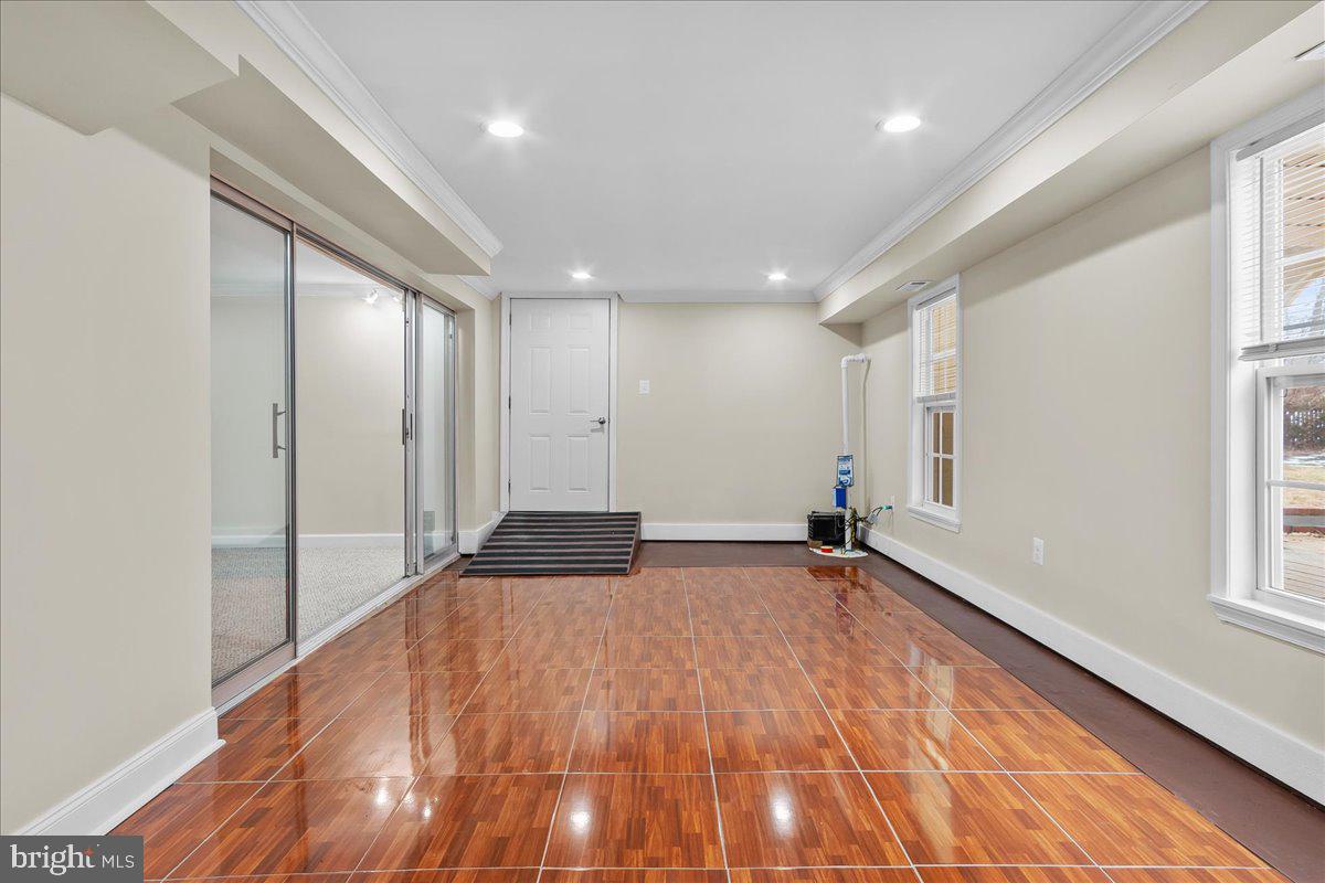 FOUNTAIN HEAD - Residential