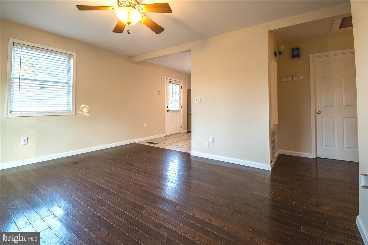 TOLLGATE - Residential