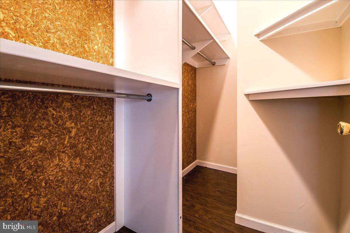 TOLLGATE - Residential