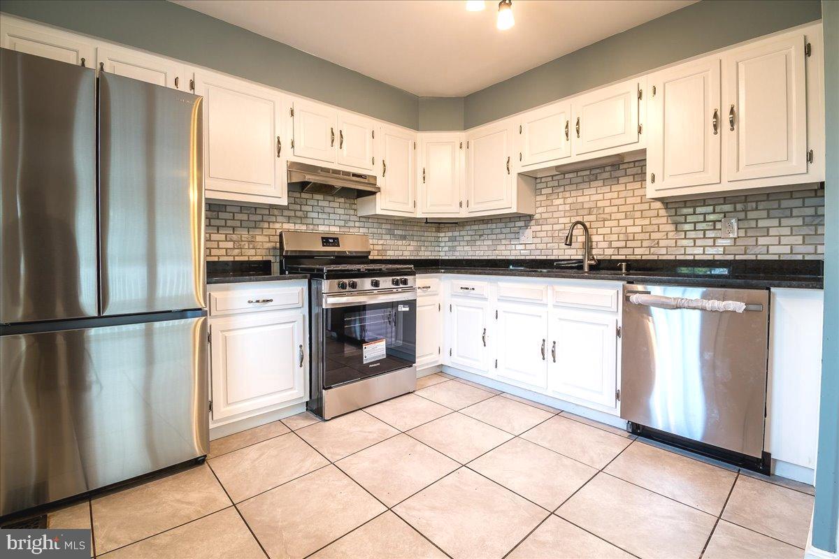 TOLLGATE - Residential