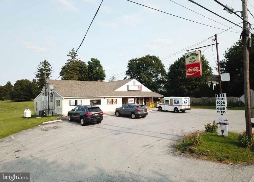 Photo of 1401 S Whitford Road, WEST CHESTER, PA 19341 (MLS # PACT2114350)