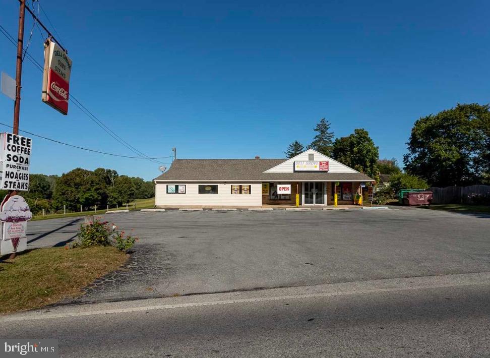 1401 S WHITFORD ROAD