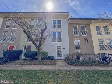 220 G STREET SW 112 WASHINGTON DC 20024