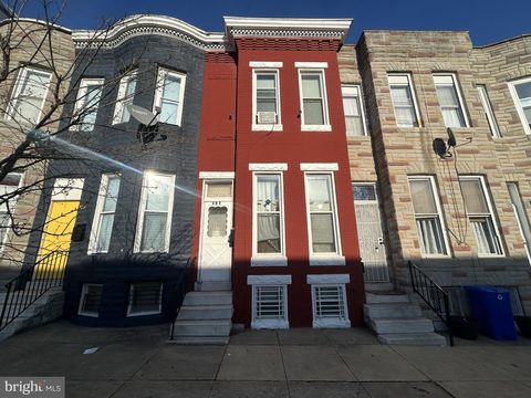 Townhouse For Sale - 307 S Mount Street<br/> BALTIMORE, MD 21223