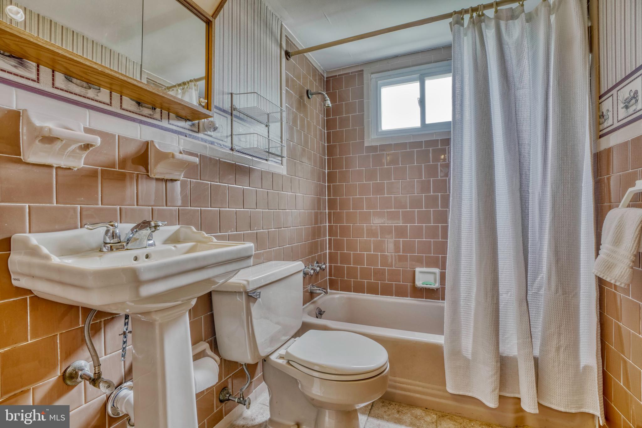 VILLA CRESTA - Residential